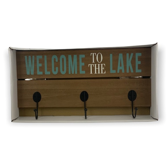 Welcome To The Lake Wall Mount Hook Rack Wood 3 Metal Hooks - Picture 3 of 7